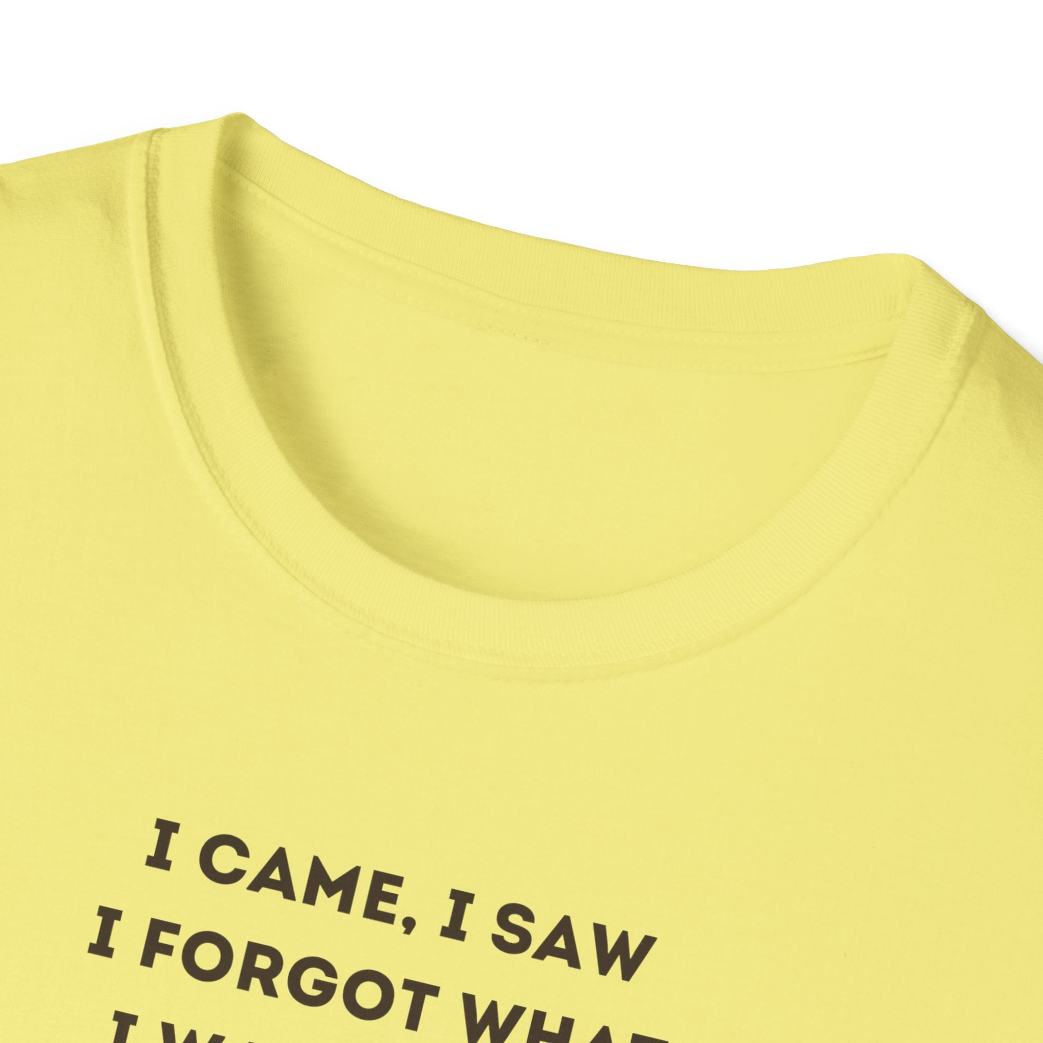 Funny Forgetful Grandpa Quote T-Shirt | Retro Grandpa I Got to Pee Illustration
