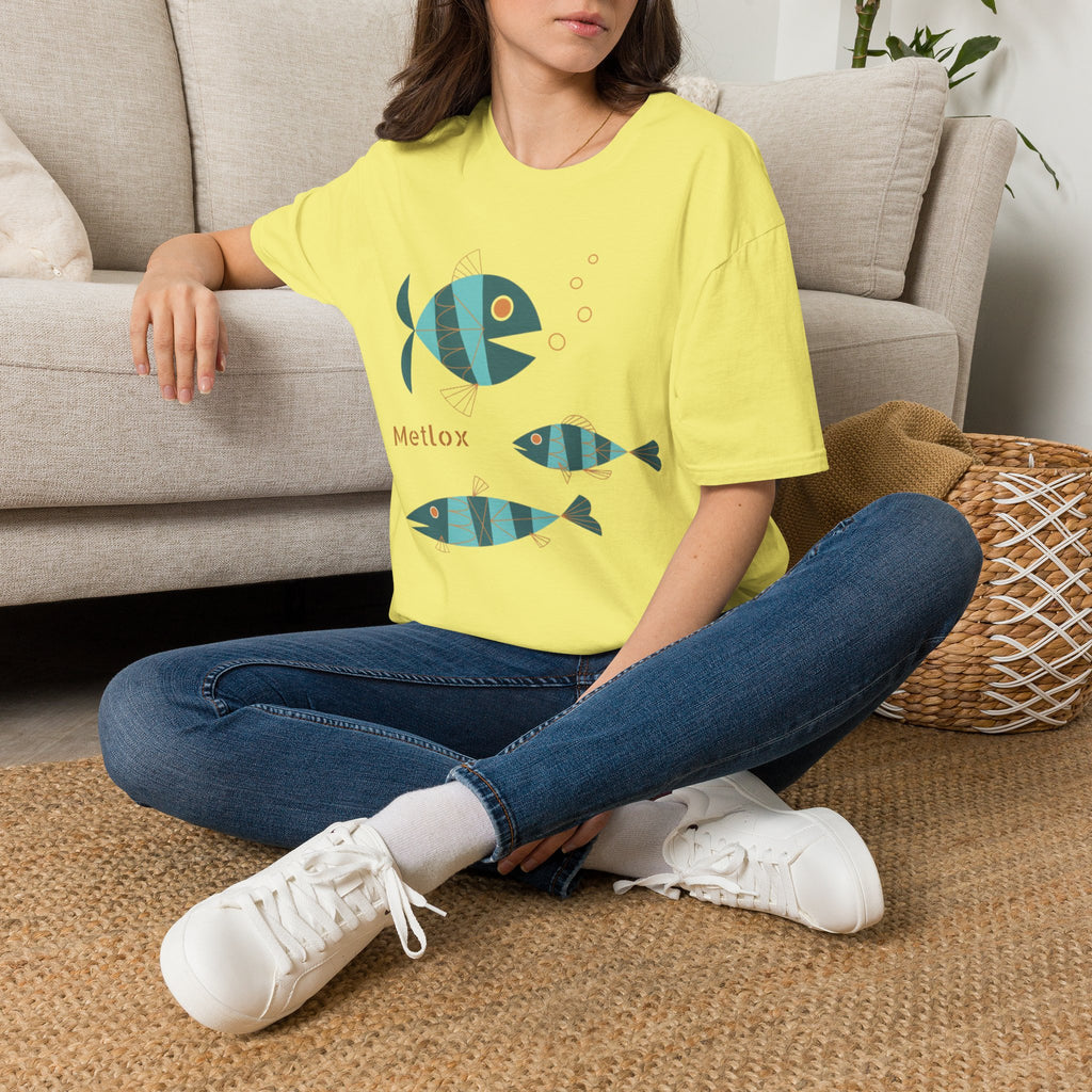 Metlox Pottery Fish Trio T-Shirt | Minimal Ocean Illustration