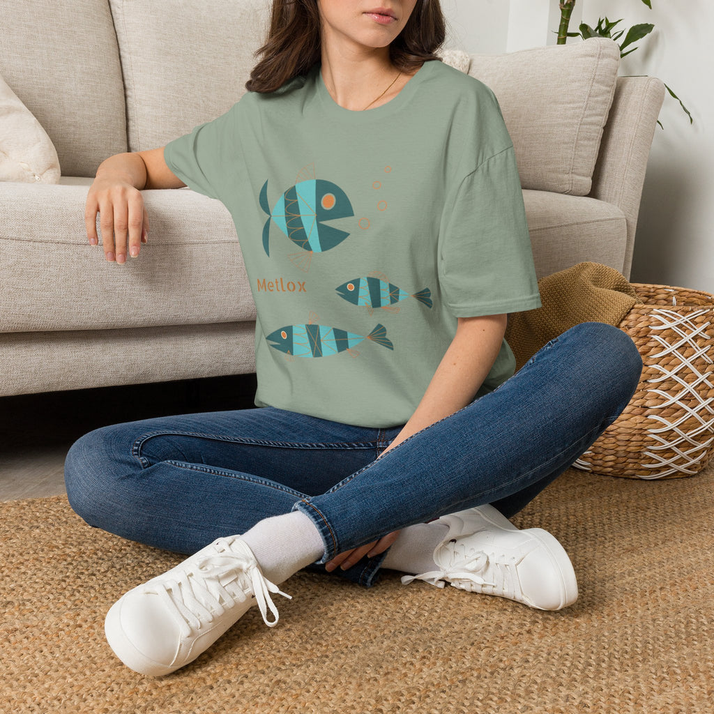 Metlox Pottery Fish Trio T-Shirt | Minimal Ocean Illustration