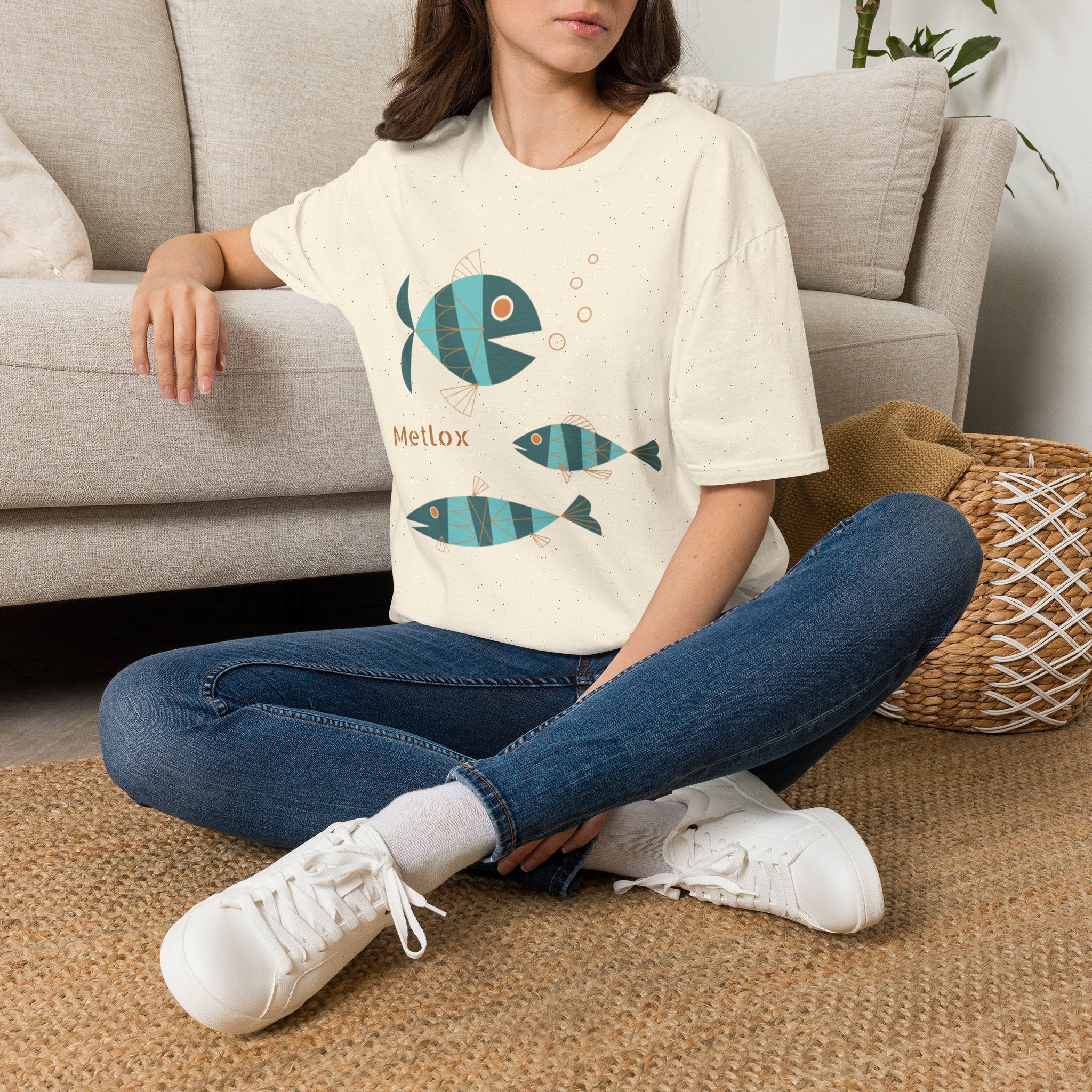 Metlox Pottery Fish Trio T-Shirt | Minimal Ocean Illustration