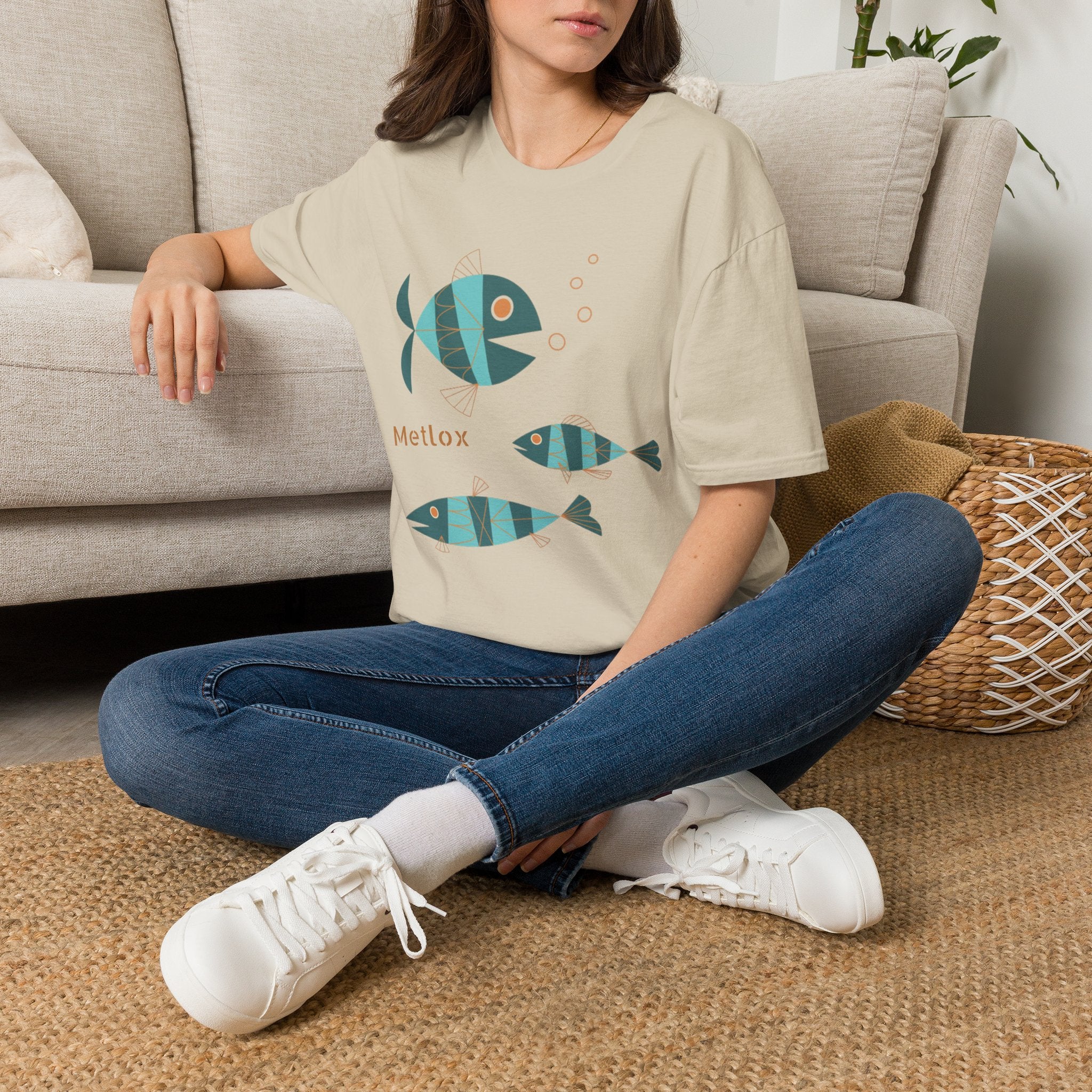 Metlox Pottery Fish Trio T-Shirt | Minimal Ocean Illustration