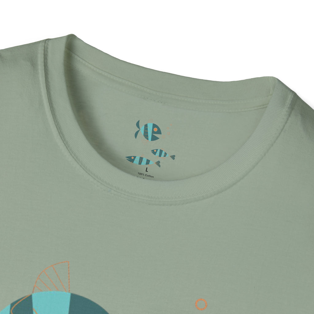 Metlox Pottery Fish Trio T-Shirt | Minimal Ocean Illustration