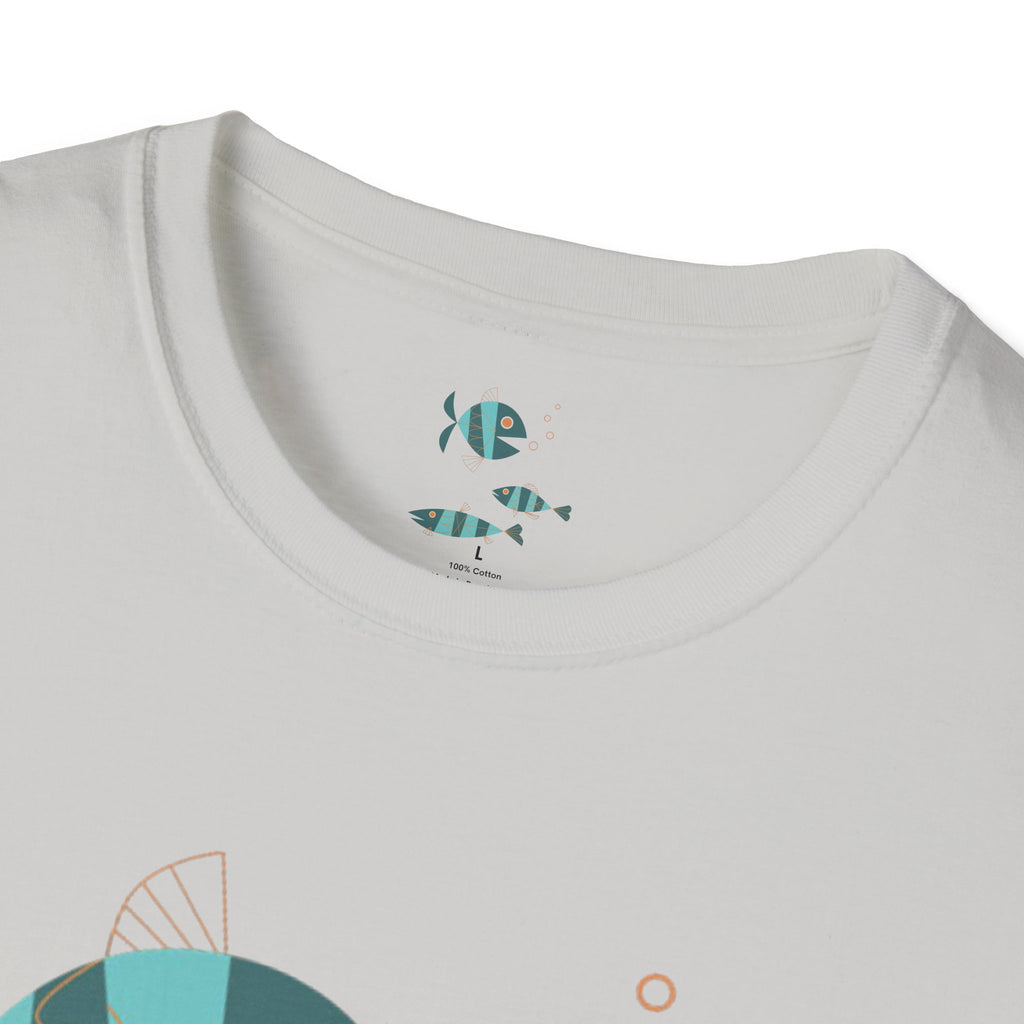 Metlox Pottery Fish Trio T-Shirt | Minimal Ocean Illustration